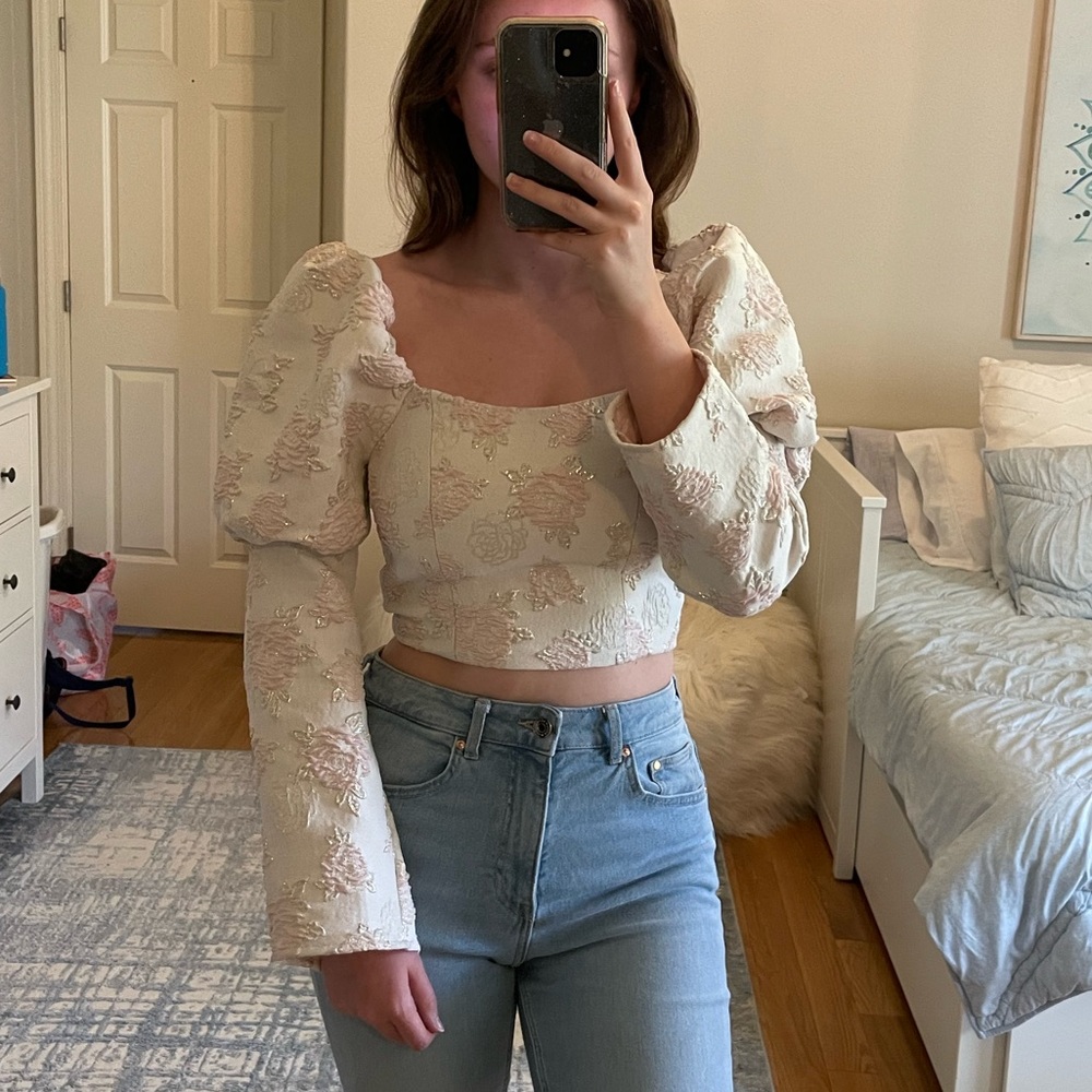 Forever 21 puff sleeve top